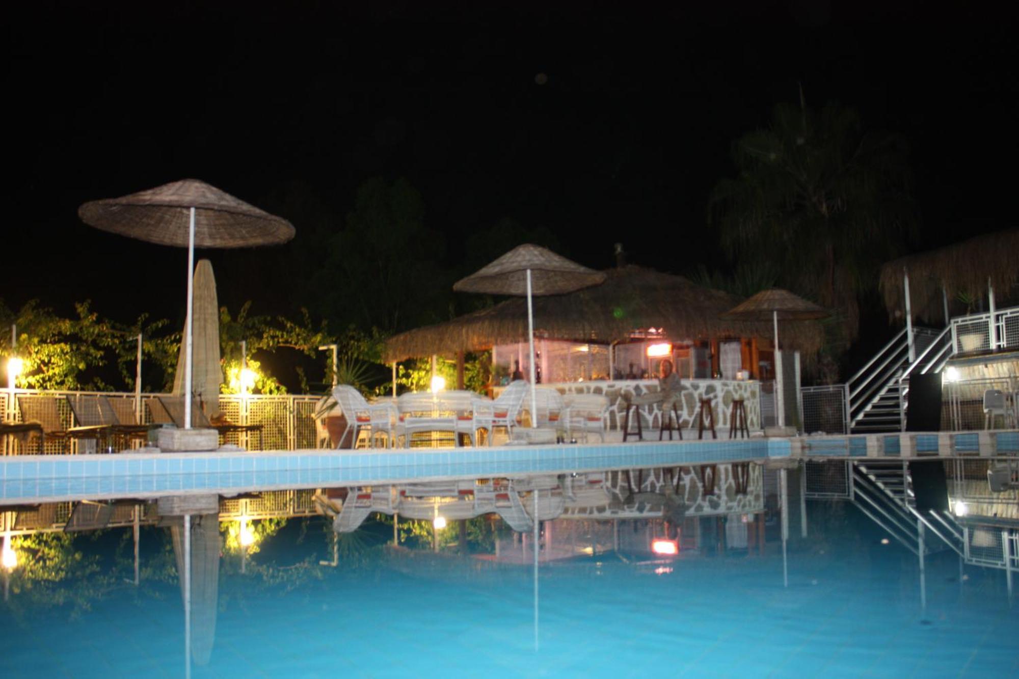 Pataros Hotel Patara Ngoại thất bức ảnh