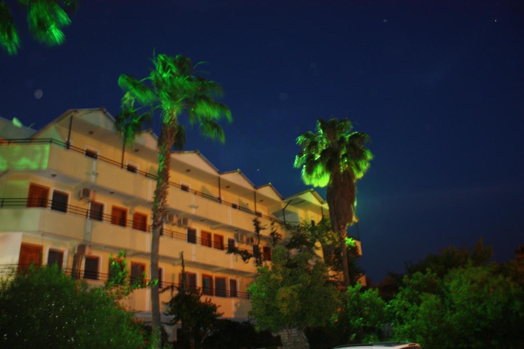 Pataros Hotel Patara Ngoại thất bức ảnh