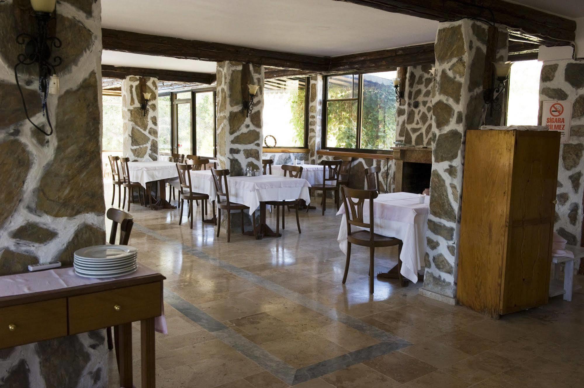 Pataros Hotel Patara Ngoại thất bức ảnh