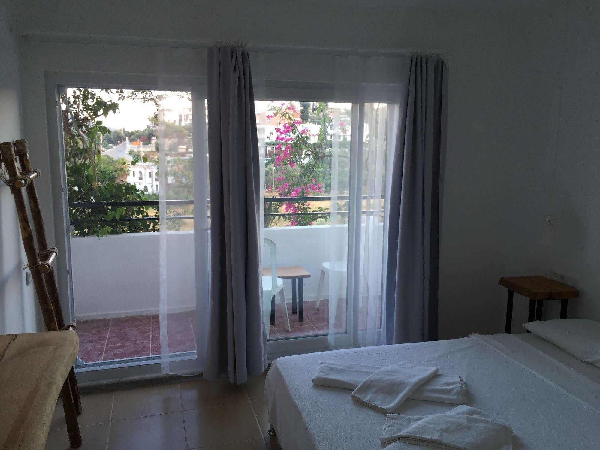 Pataros Hotel Patara Ngoại thất bức ảnh