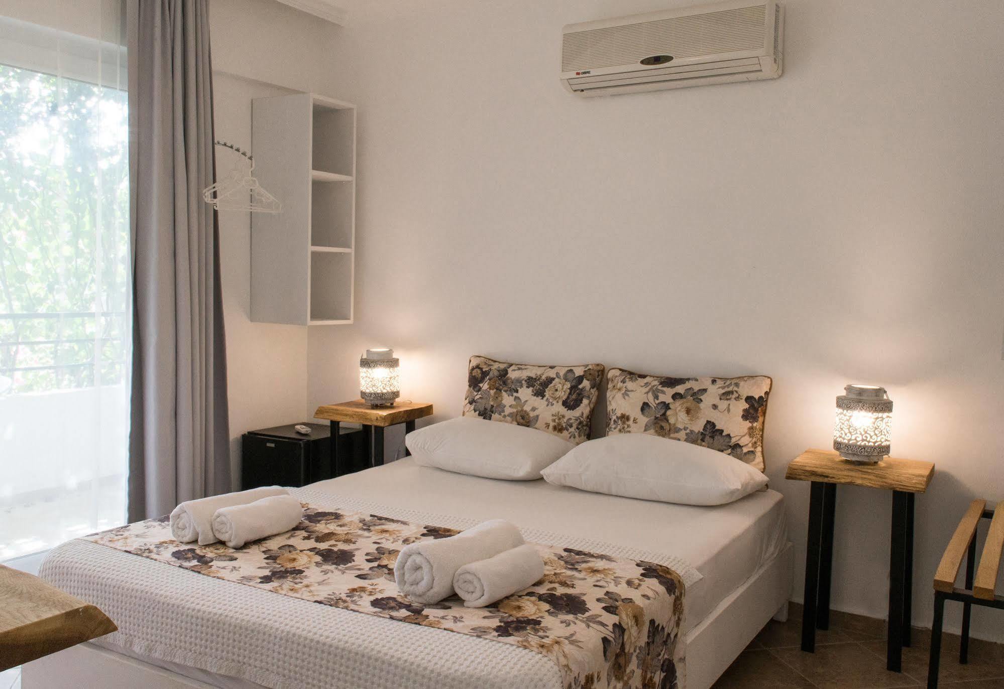 Pataros Hotel Patara Ngoại thất bức ảnh
