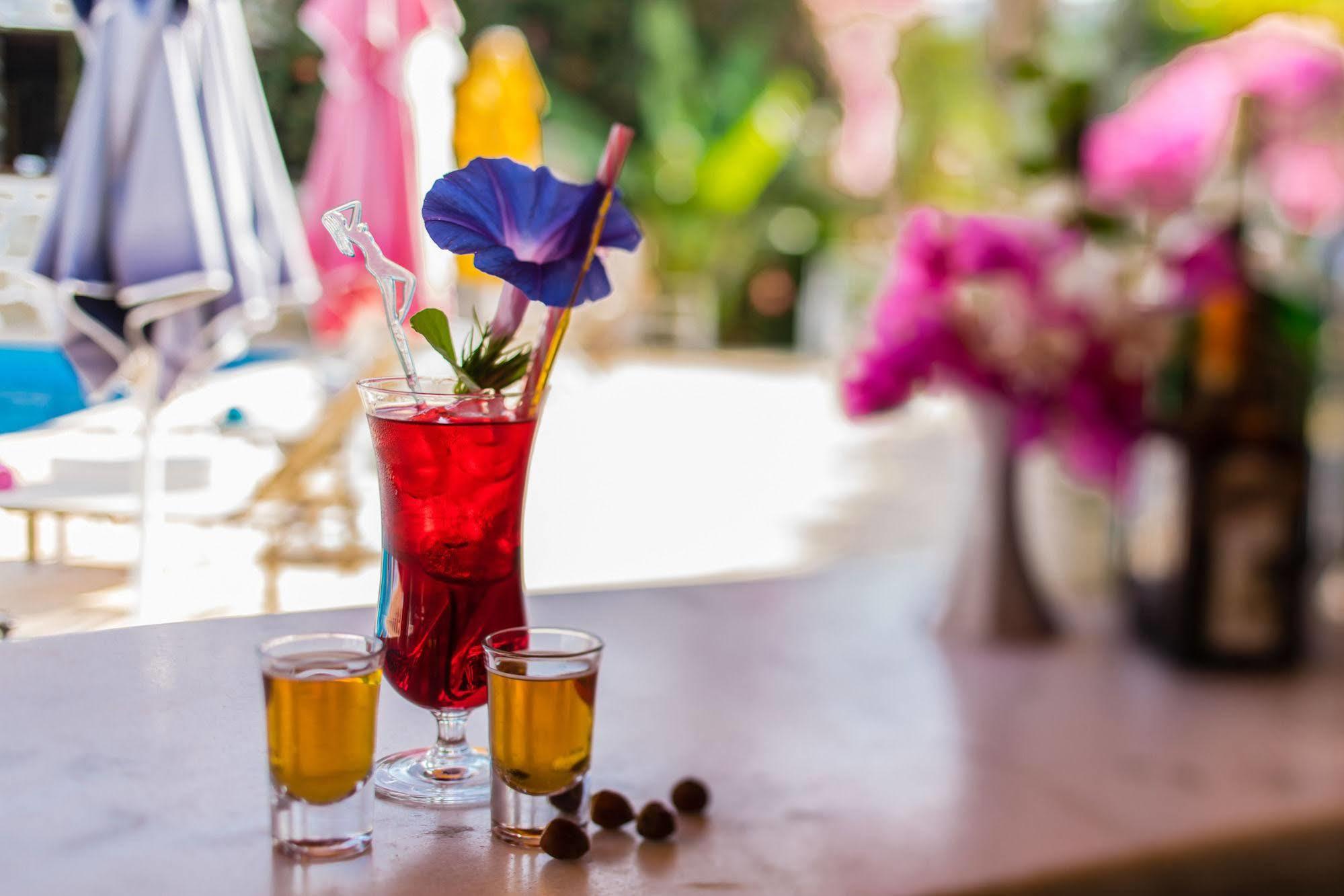 Pataros Hotel Patara Ngoại thất bức ảnh